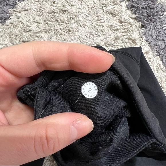 Lululemon Train Times 7/8 Pant *25" in Black - Picture 8 of 9